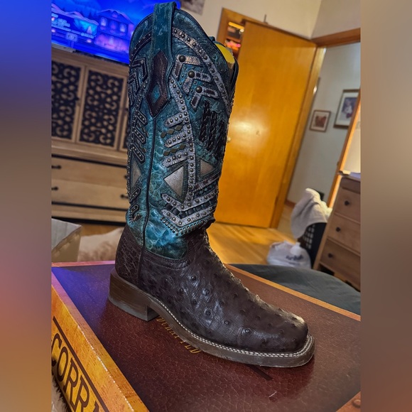Corral Shoes - Corral Women’s Turquoise and Dark Brown Ostrich Skin Western Boots